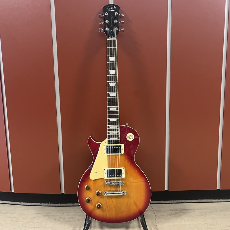 J&D BROTHERS STANDARD LINKSHANDIG (GEBRUIKT) - GITAAR ELEKTRISCH LP MODEL CHERRY SUNBURST + TAS