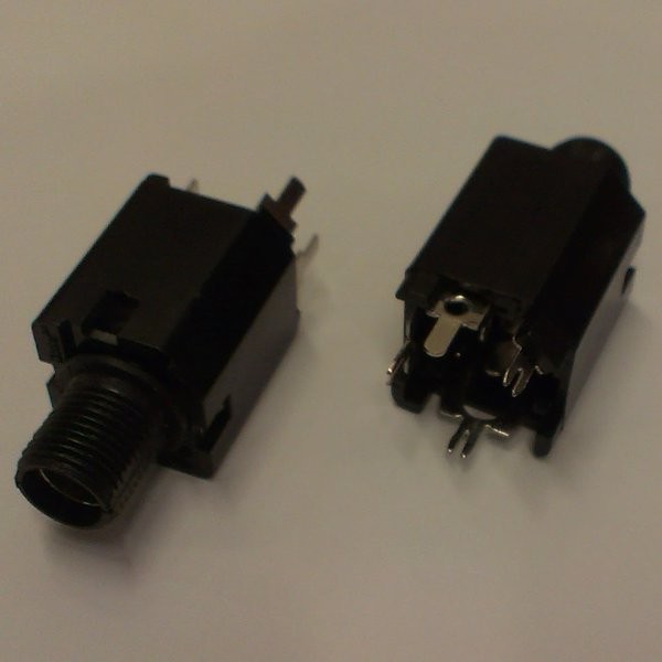 HARTKE HA3500 INPUT SOCKET - CHASSISDEEL JACK INGANG