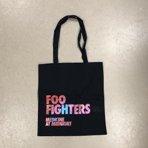 TOTEBAG FOO FIGHTERS MEDICINE AT MIDNIGHT - DRAAGTAS KATOEN ZWART MET KLEUR OPDRUK