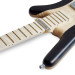 Voorbeeld gebruik van de ROCKGEAR BY WARWICK RB TOOL FINGERBOARD SAVER 3